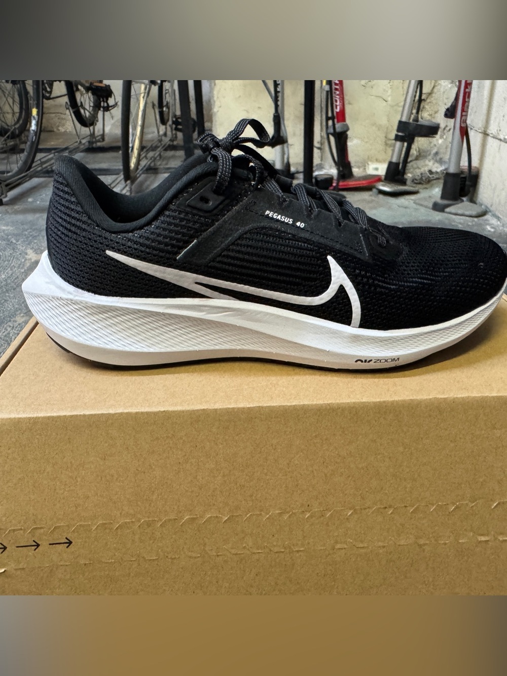 Nike Pegasus 40 Women’s Size 9 - Brand New with Box